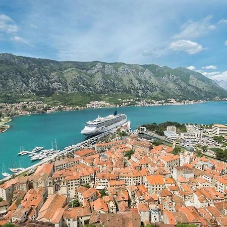 Alisa Sea View Apartment Prcanj Котор Екстериор снимка