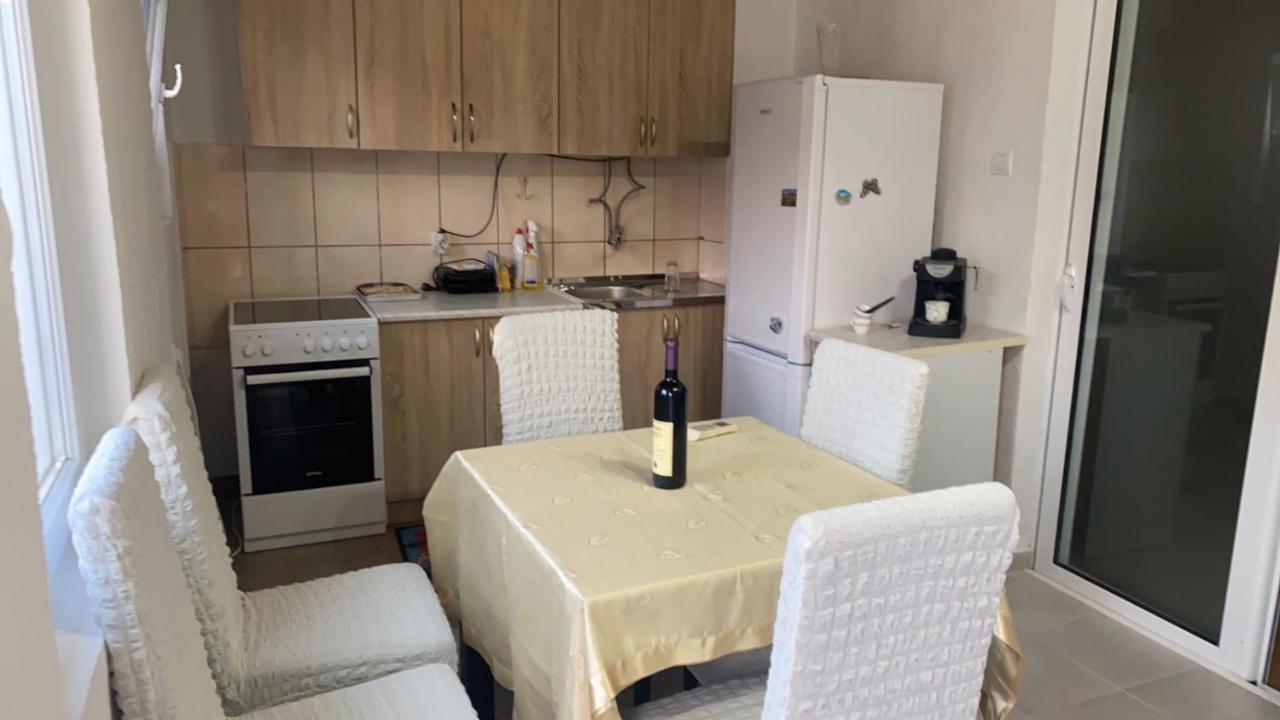 Alisa Sea View Apartment Prcanj Котор Екстериор снимка