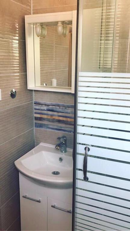 Alisa Sea View Apartment Prcanj Котор Екстериор снимка